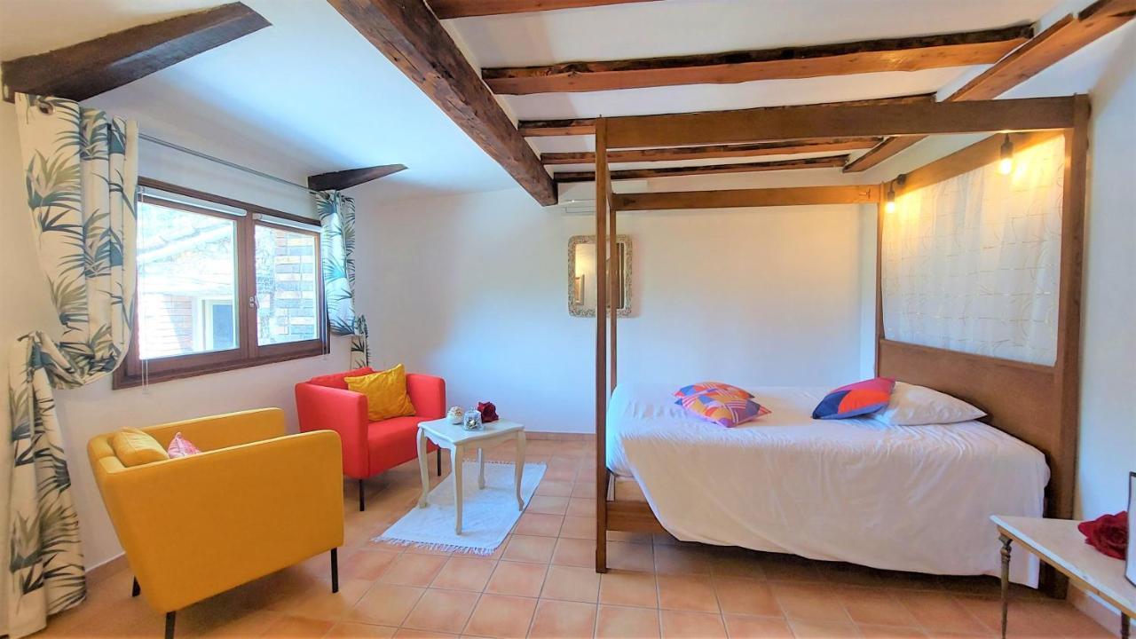 Taradeau La Bergerie Du Moulin (Adults Only) B&B 외부 사진