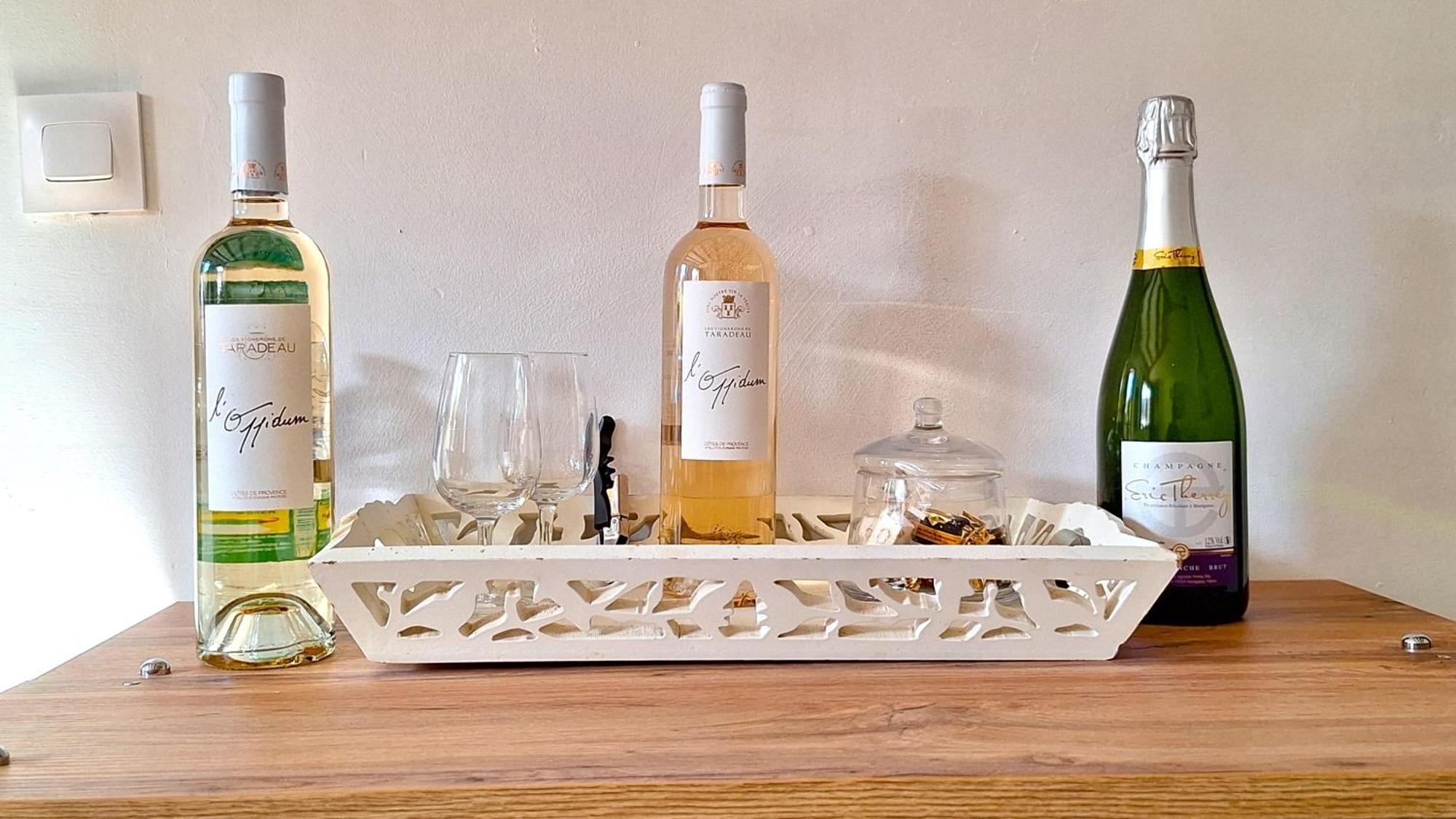 Taradeau La Bergerie Du Moulin (Adults Only) B&B 외부 사진